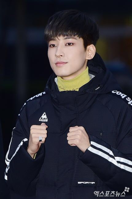 161209 wonwoo

#원우 #세븐틴