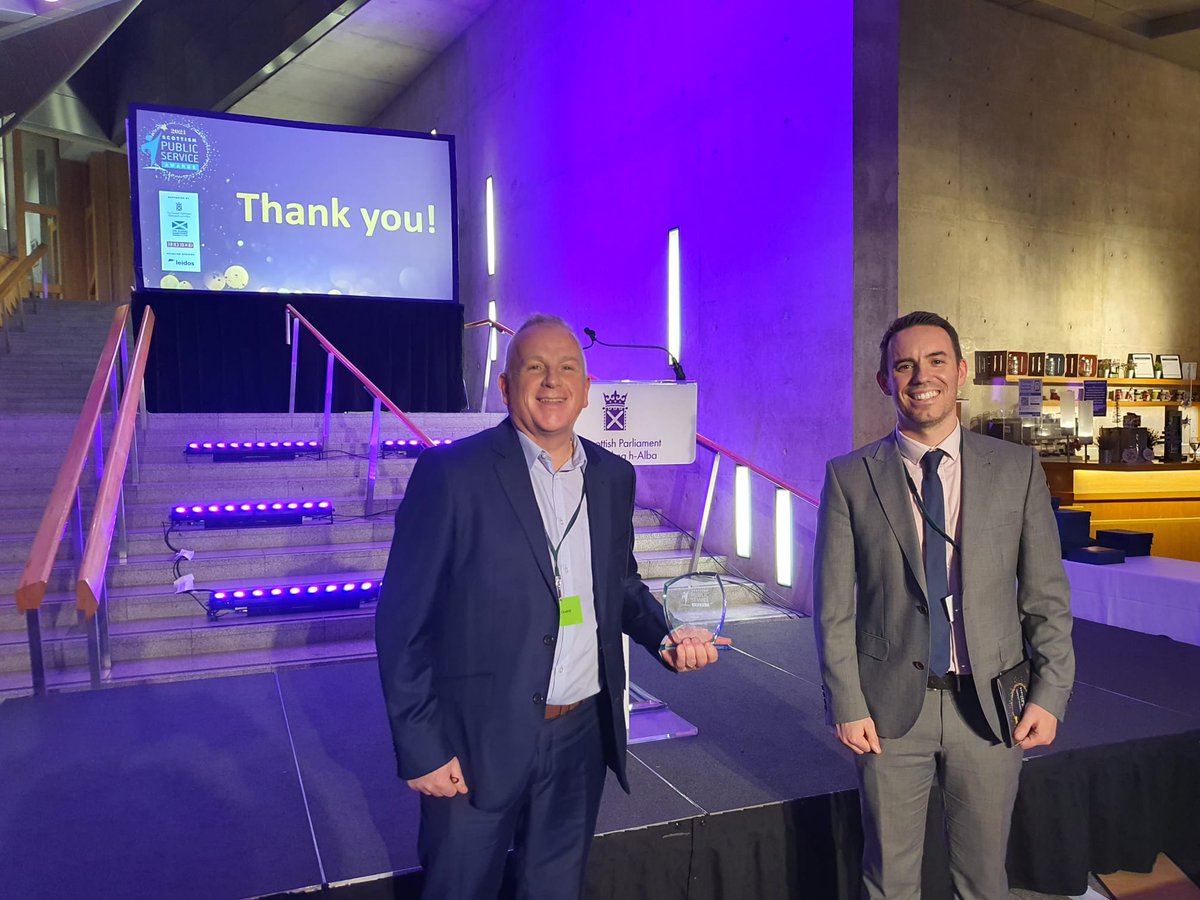 billygrace1966's tweet photo. Amazing recognition for @dundee_angus at the Scottish Public Service Awards tonight in the Scottish Parliament. Sustainability Award Winners - Going Green the D&amp;A Way @EnvironmentD_A @EAUCScotland @shewittDA https://t.co/v0hoTx6LT1