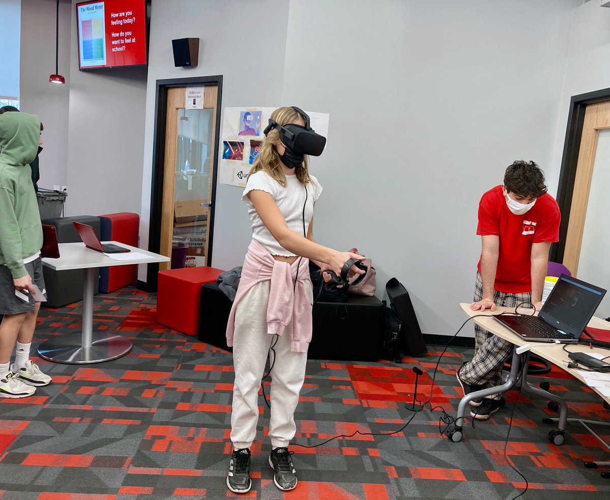 .<a href="/SOMS_News/">South Orangetown Middle School</a> eighth-graders participated in the first-ever Code Con -- a tech fair hosted by members of <a href="/Tappan_Zee_HS/">Tappan Zee High School</a>' Computer Science Honor Society and Computer Science Club under the direction of club advisor and computer science teacher Karen Connell. #CSEdWeek
