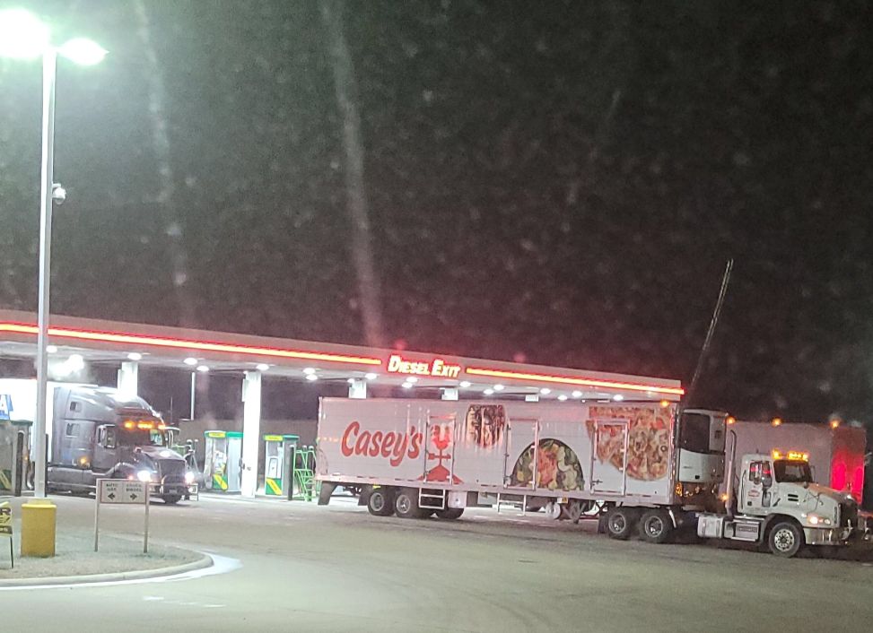 .<a href="/caseysgenstore/">Casey's</a> come get yo boi