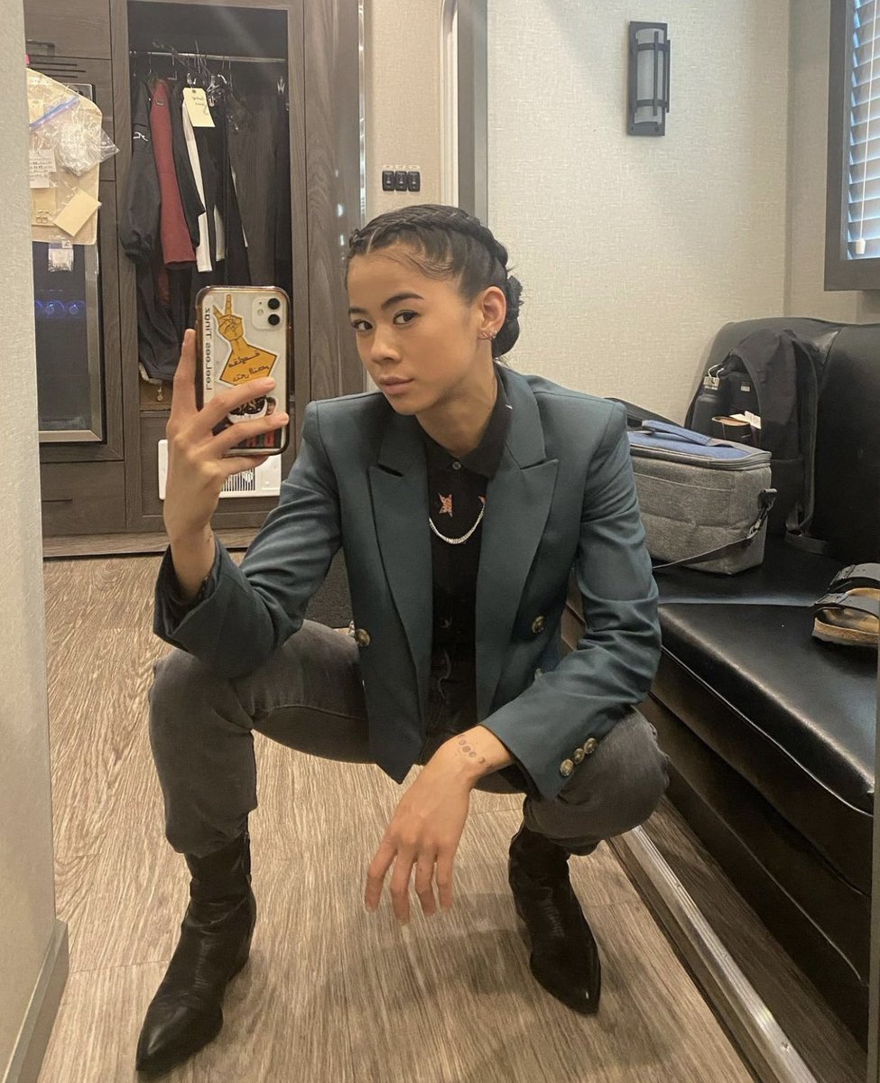 Charline tweet media