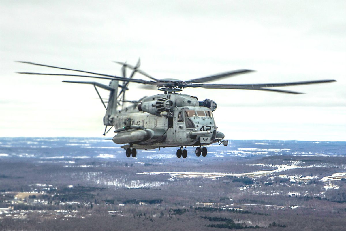 usagfortwalker's tweet photo. #NoiseAlert Increased noise as result of low-flying fixed /rotary wing aircraft training, both day/night. The West side of the fortaphill may hear louder noise than usual. Night aviation training should be completed around December 9, 2021. Call #PAO at 540.621.9287 w/ concerns https://t.co/RnF0y9Ol4k
