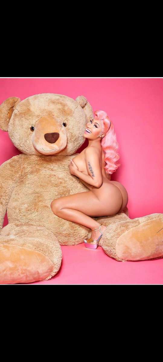 Marilyn Monroe walked so <a href="/NICKIMINAJ/">Nicki Minaj</a> can run around BUTT-ASS NAKED😭