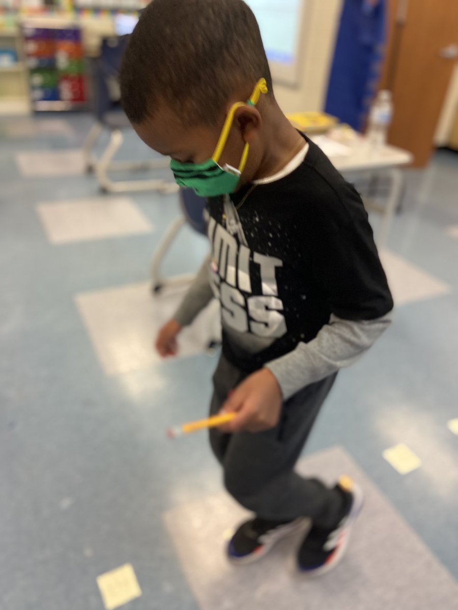MrsDonohueEF's tweet photo. ⭐️💃🏻MOViN iN MATH🕺🏽⭐️ we love to #moveitmoveit and use our whole body to learn❗️Subtraction is no problemo for EF when we walk the number line #handsonlearning #wholebodylearning #funinfoundations @CherryLaneES @SuffernCSD https://t.co/iCncZgDVac
