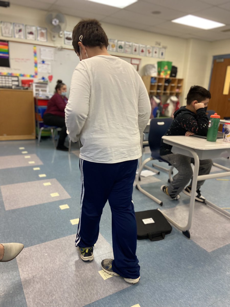 MrsDonohueEF's tweet photo. ⭐️💃🏻MOViN iN MATH🕺🏽⭐️ we love to #moveitmoveit and use our whole body to learn❗️Subtraction is no problemo for EF when we walk the number line #handsonlearning #wholebodylearning #funinfoundations @CherryLaneES @SuffernCSD https://t.co/iCncZgDVac