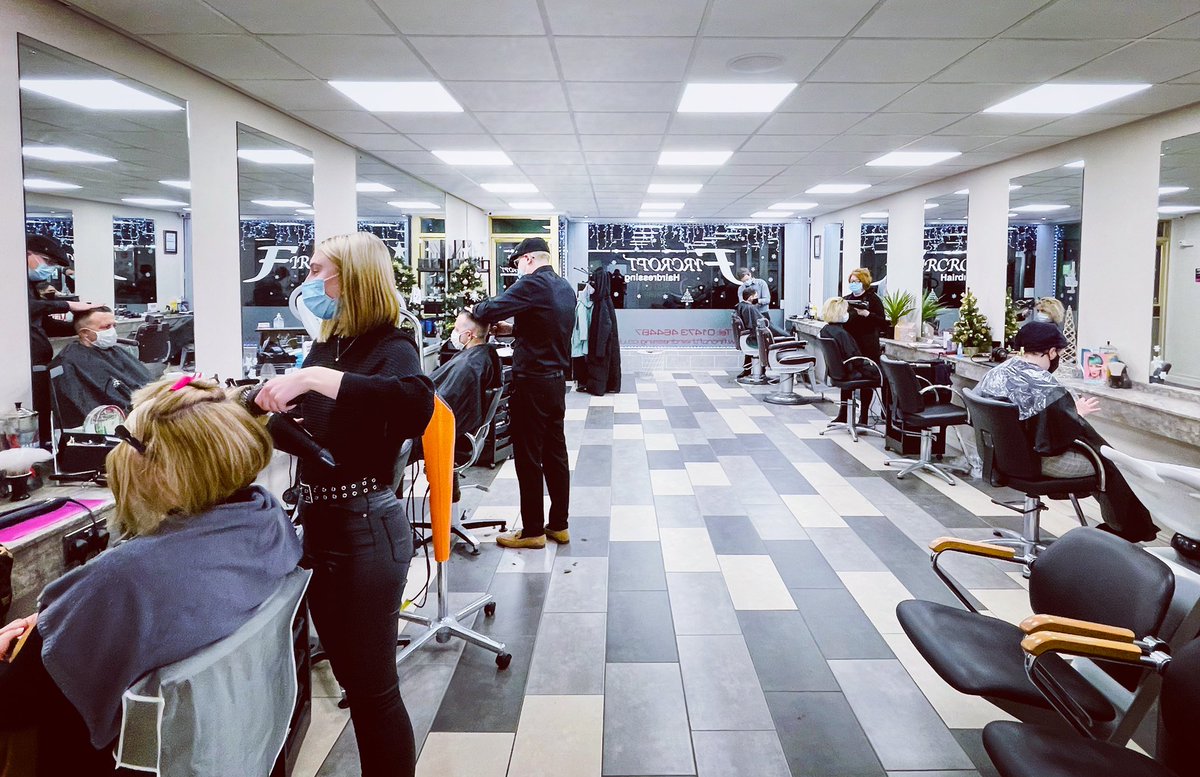 fircrofthair's tweet photo. The team in full flow this evening 💇🏼‍♀️💇🏻‍♂️ https://t.co/NsP1X8mDqf