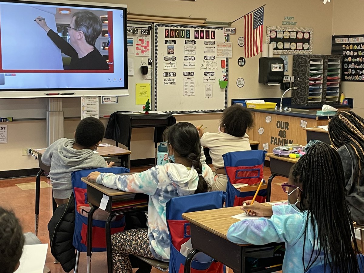 _amander203's tweet photo. A big thanks to @wimpykid and @storyvoicelive for today’s live author event! This fourth grade class is jam-packed with Jeff Kinney fans who loved sharing in a read aloud and drawing tutorial! https://t.co/J38EqGptB3