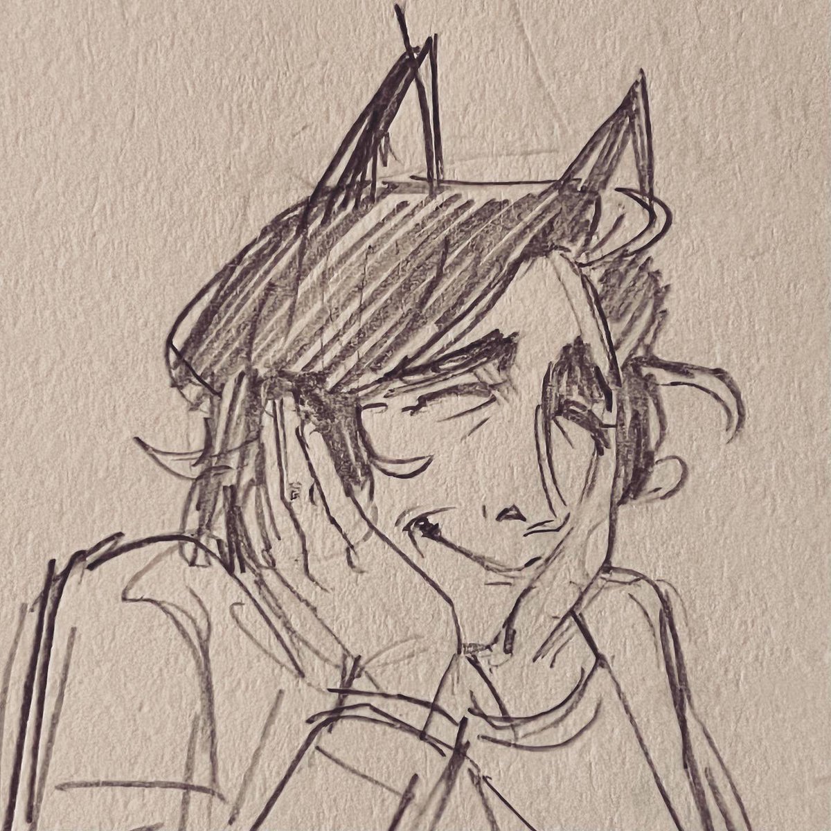 fryologyyy's tweet photo. father paul hill with hamish linklater's proposed kittycat ears #monsignorpruitt #midnightmass #cathoy https://t.co/qQRW2cmyrG