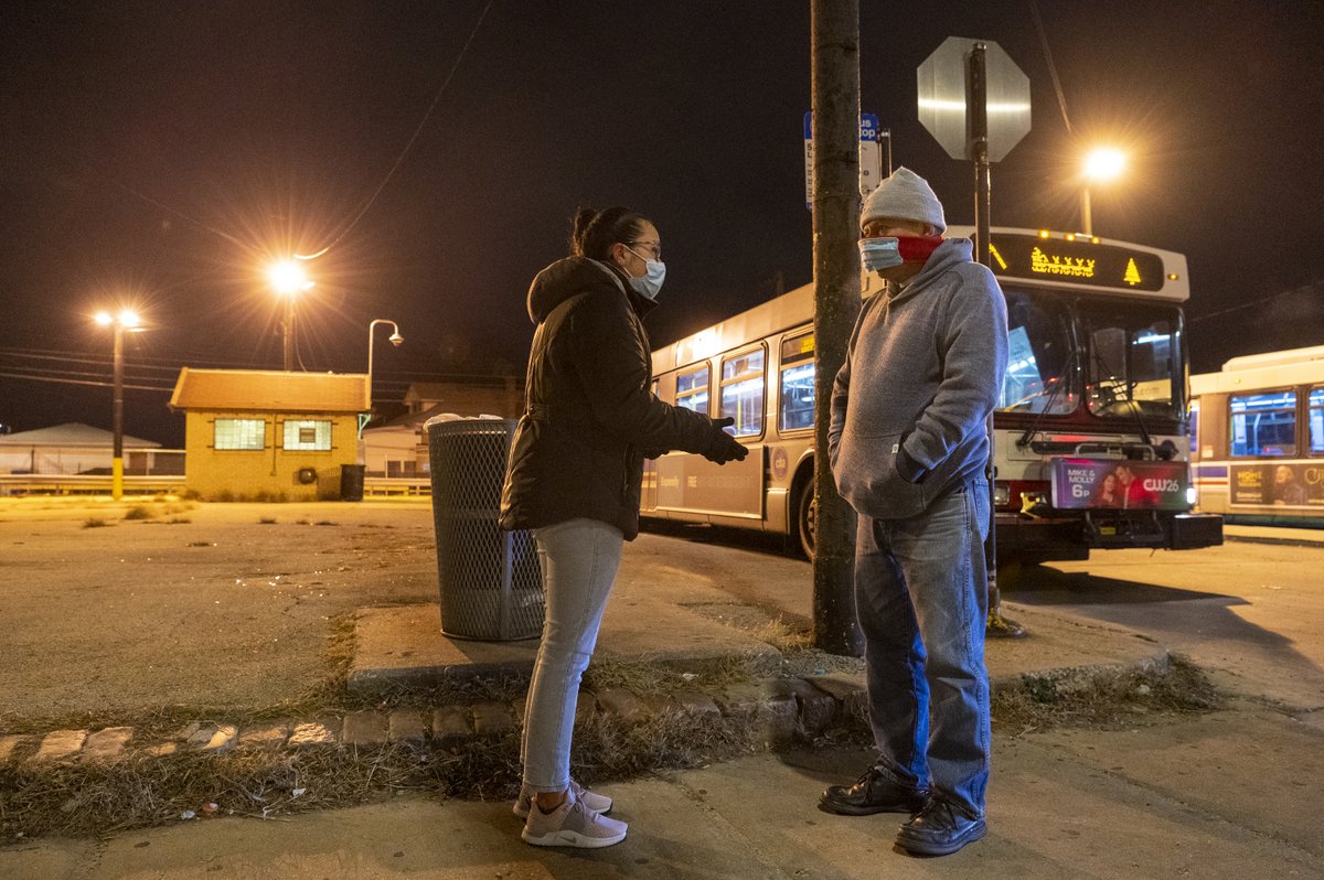 TylerLaRiviere's tweet image. PHOTO: Food cart vendor beaten and robbed; Belmont-Cragin community steps in to come to his aid, via @Suntimes. #Chicago 

chicago.suntimes.com/crime/2021/12/…