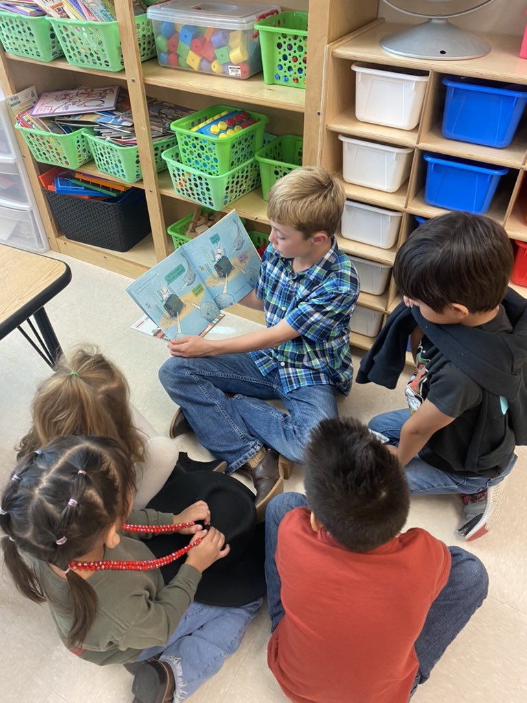 5th grade GT students created a mini-lesson for a kindergarten read aloud. And one of those “teachers” just happened to be my son! #ProudMomma #BetterTogether  #EaglesSoar #GrowHereSoarHere @FEScomal <a href="/DeniseRamicast/">Denise Ramirez, M.Ed.</a> <a href="/_MrsCarrera/">Anita Carrera</a>