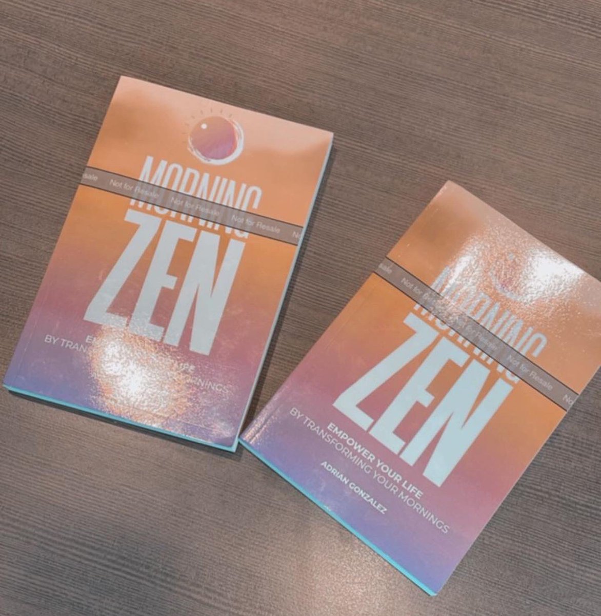 Adrian_Gnlz's tweet photo. #Panamenianauthor signs with #Europepublisher.
Today is a special day, because thanks to #EuropeBooks, #MorningZen will be known and distributed in #UK and #Europe.
Yes, today I’m happy to announce that my book has a new #house, and it is #europaediciones.
Book Release Q2-2022 https://t.co/Bh52bJNIUd