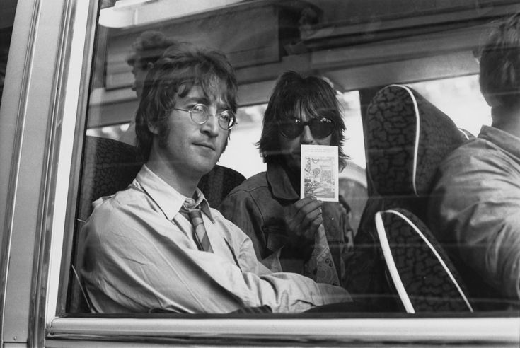 Beatles España tweet media