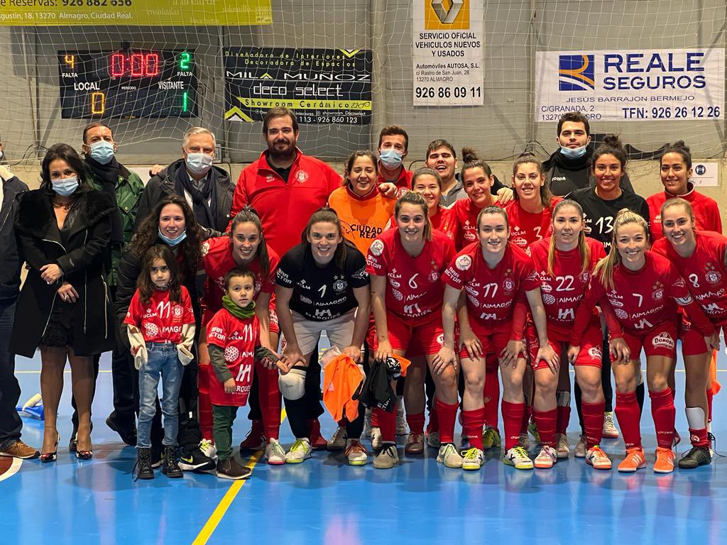 pacocanizares's tweet photo. Gran partido del @AlmagroFSFclub en la Copa de la Reina frente a un equipo de superior categoría. Ha faltado suerte para conseguir algún gol que hubiera hecho justicia. https://t.co/gp1vQgLi3G