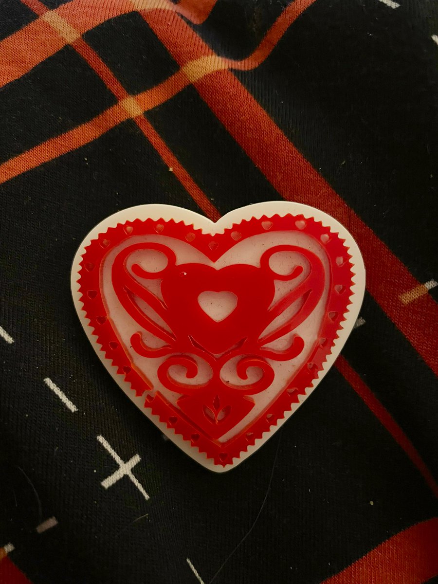 DigitalCHC's tweet photo. Day 8 : Charlotteās #FestiveThreads
A simple checked swing dress reminiscent of the ribbon on a present. Paired with a scandi pattern heart brooch. Itās me, Iām the gift. https://t.co/0BP9n9hu7q