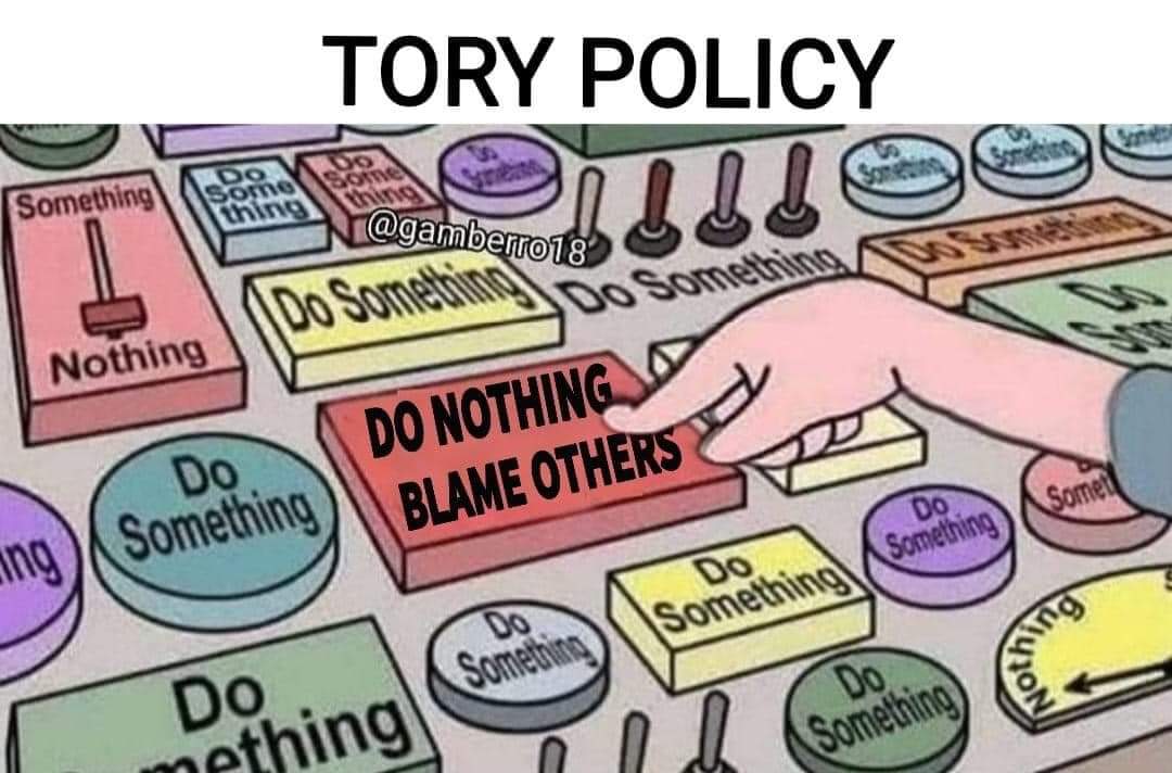 TWATThinks's tweet photo. With the govt on the ropes for sleeze, abusing their position on covid laws last Christmas, promises broken, Boris popularity taking a nose dive, let's take care out there; as this is the time when terrorist attacks often happen, stay alert, stay safe! #CovidPlanB https://t.co/fnYfgdwjlr