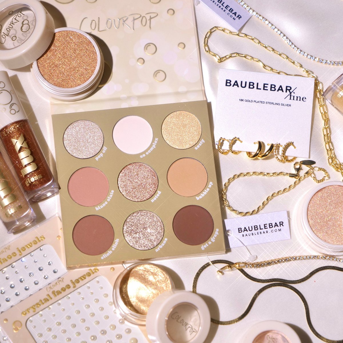 #SURPRISEGIVEAWAY We're getting ready for New Year's with @BaubleBar! 2 lucky winners will receive the Feelin' Bubbly Collection + $100 e-gift card to baublebar.com 💛🌟 

HOW TO ENTER👇
✨ Follow @ColourPopCo + @BaubleBar  
✨ Like & RT
✨ BONUS: Reply w/ 🍾POP OFF🍾