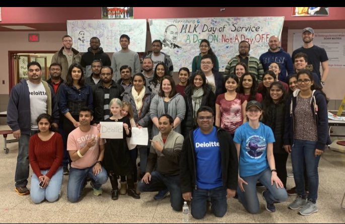 CentralPAMLK's tweet photo. Less than 6 weeks to #MLK Day of Service and we’re still looking to get service projects registered on our website (https://t.co/goG3Lezogg).  Know a non profit, church or community group that needs help—please create an opportunity for volunteers to help on January 17! https://t.co/7wFFd4RGXB