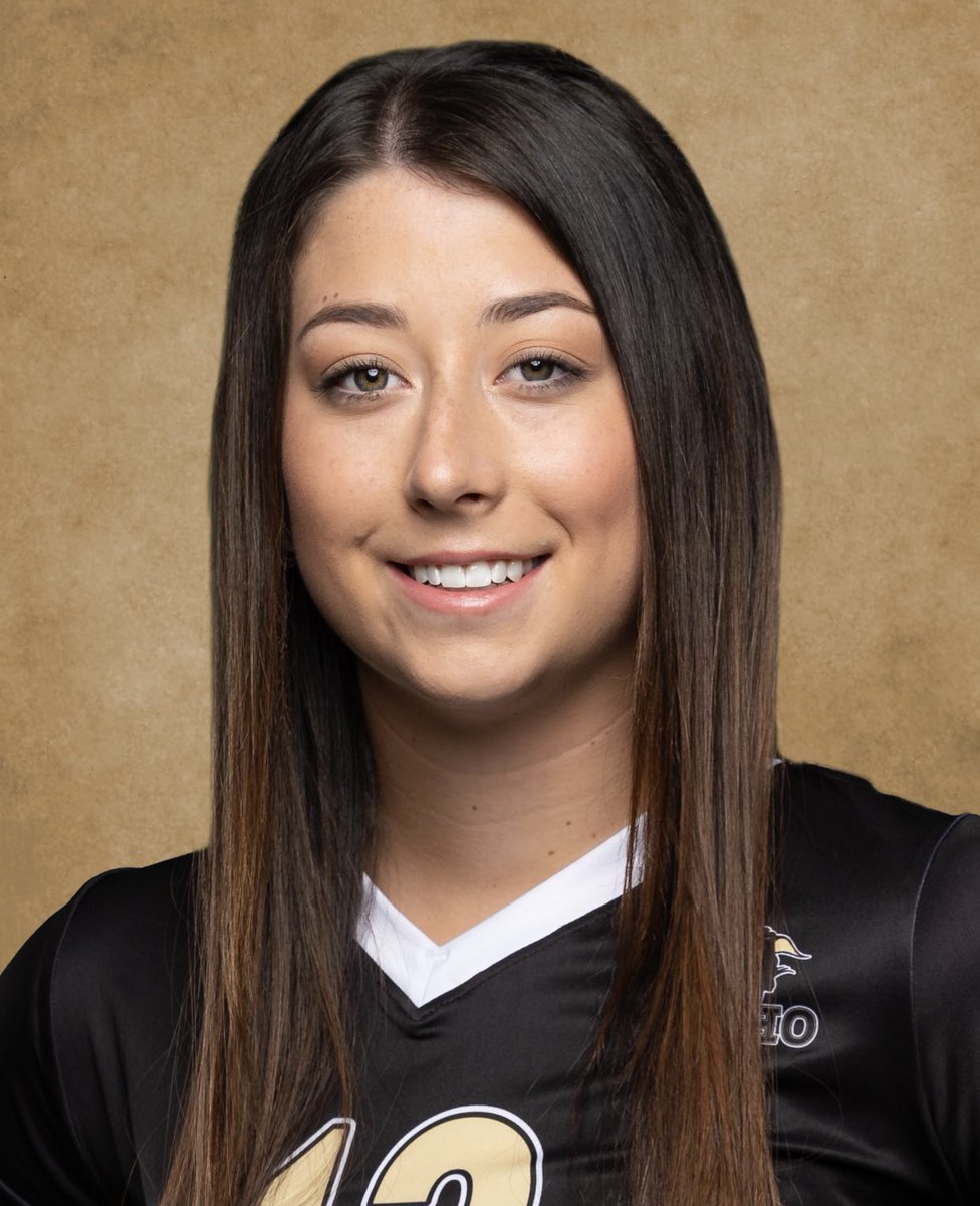 ROHOVolleyball's tweet photo. Congratulations to @maegan_lacy on making the TGCA All-State Legacy Team @KfdxTobin @Hull_TRN @MJ_Baird17 @EBjorklundKAUZ @ROHOathletics https://t.co/fNUVZf0qXl