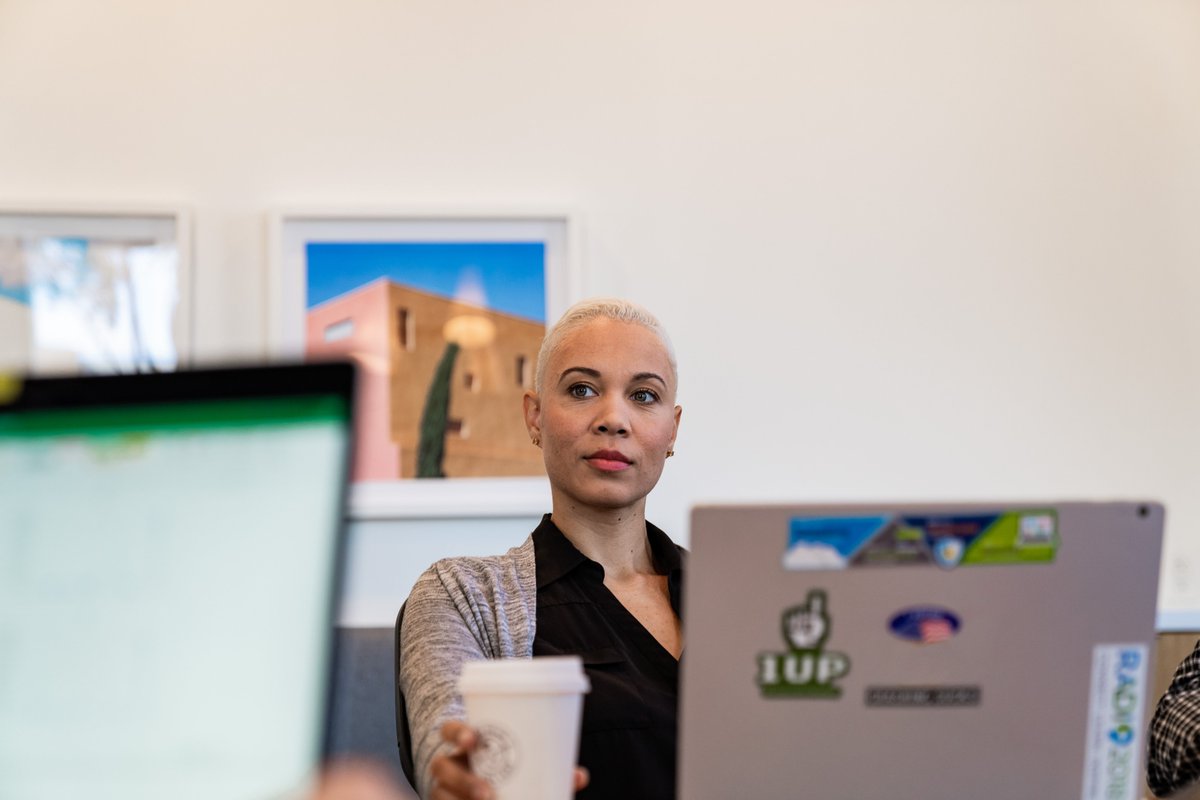 OMG! Randomly came across an image collection stock photo and one of the laptops had my 2017 Level Up sticker on it! (the green "1UP") 😅 - 2017 Friends of <a href="/Tech_LevelUp/">Level Up Project 🍄</a>: <a href="/CTOAdvisor/">Keith Townsend</a> <a href="/al_rasheed/">Al Rasheed</a> <a href="/mistwire/">Chris Williams</a> <a href="/vPedroArrow/">Pete Flecha</a> <a href="/DuncanYB/">Duncan Epping</a> @vTimD <a href="/arielsanchezmor/">Ariel Sanchez Mora @arielsanchezmora@vmst.io</a> <a href="/mrtommyberry/">Tommy Berry</a> @CommsNinja