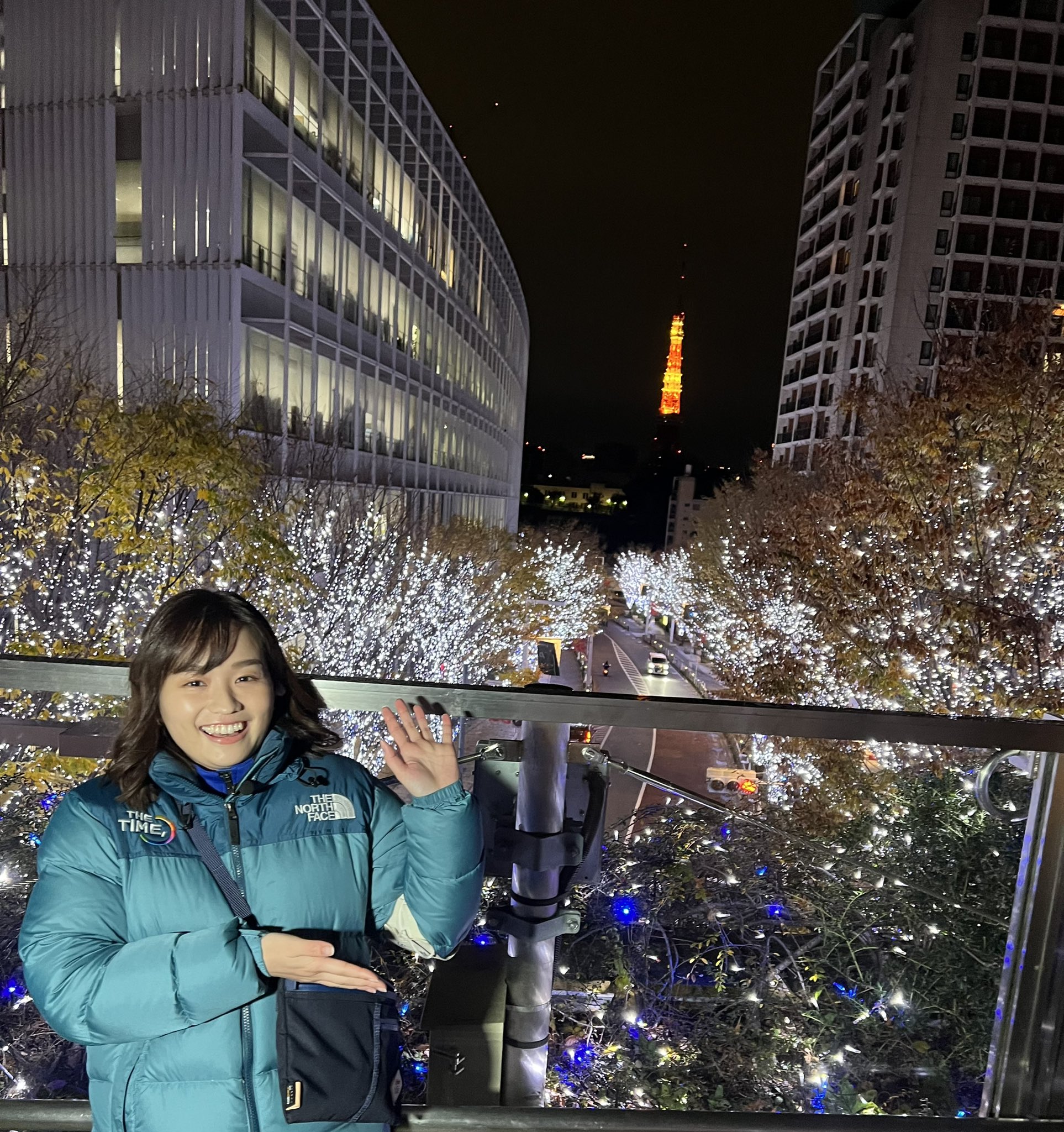 篠原梨菜 Tbsアナウンサー おすすめの撮影スポットは けやき坂ブリッジの上 オレンジ色の東京タワーとのコラボ 冬の六本木ならではの景色です イルミネーションは12月25日までです Thetime Tbs T Co Bkx8asj2py Twitter