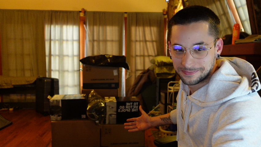 YA MISMO🔴:  DESDE USA🇺🇸

⚠️TOPs MUNDIALES + UNBOXING HISTÓRICO EN CLASH ROYALE 

RT🔁y FAV❤️y te saludo!
 twitch.tv/drekzenn