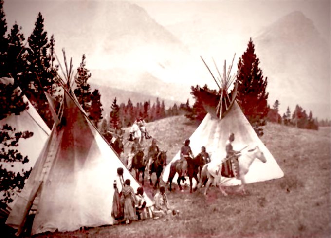 “The things you do
for yourself are gone when you are gone, but the things you do for others remain as your legacy.“

~ k Kalu