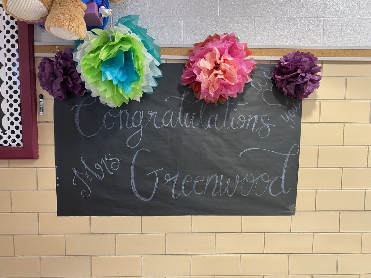 Crazy4Kinder's tweet photo. I am so honored to be NRE’s Teacher of the Year! 💜💜💜 Such an amazing surprise! Thank you NRE!! #Proud2beNRE https://t.co/Z3QjNlNDE9
