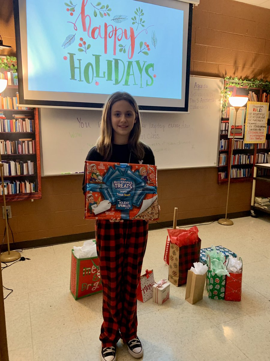 DHSWolves2025 tweet media