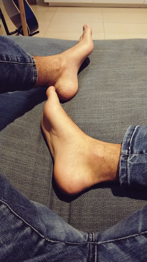 GAF851's tweet photo. #FOOTFETİSH #footfetısh #feet #feetfootish #gay #gaydoha #men #fetish #kink
Who want to worship 😈qatar https://t.co/5Qvwo1U6r2