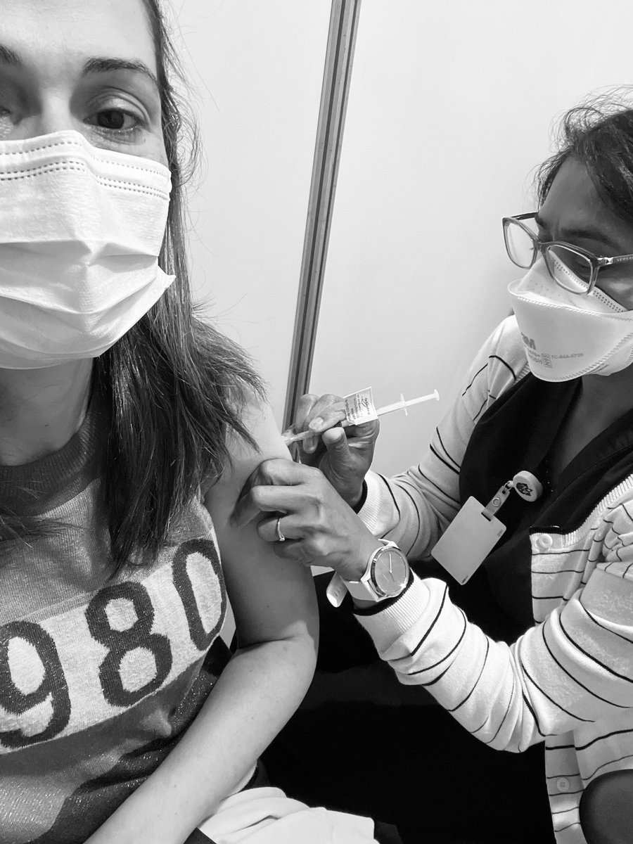 PatsKarvelas's tweet image. I rolled up to a very empty exhibition building today and got my covid booster shot. Another I love science moment for me. #GetVaccinated