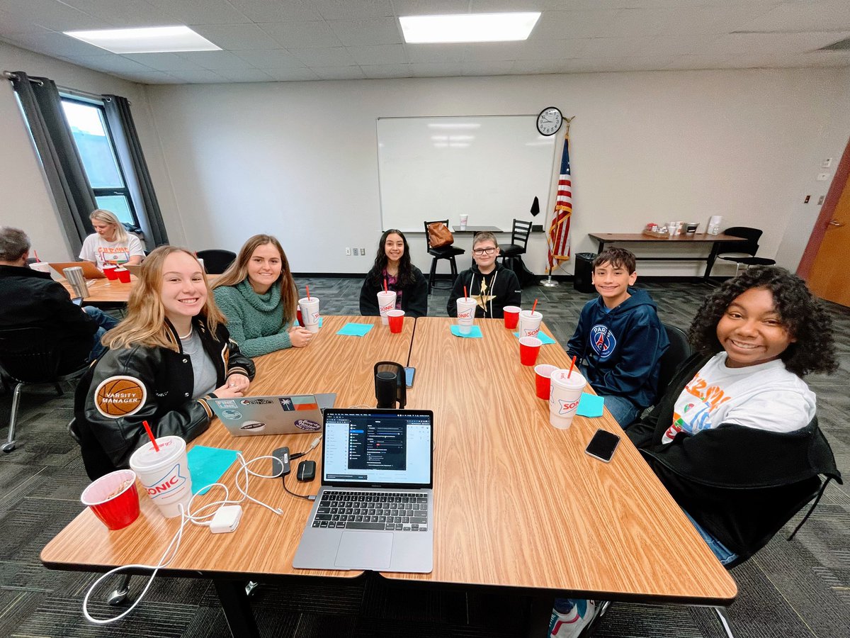 Chrome Squad tweet media