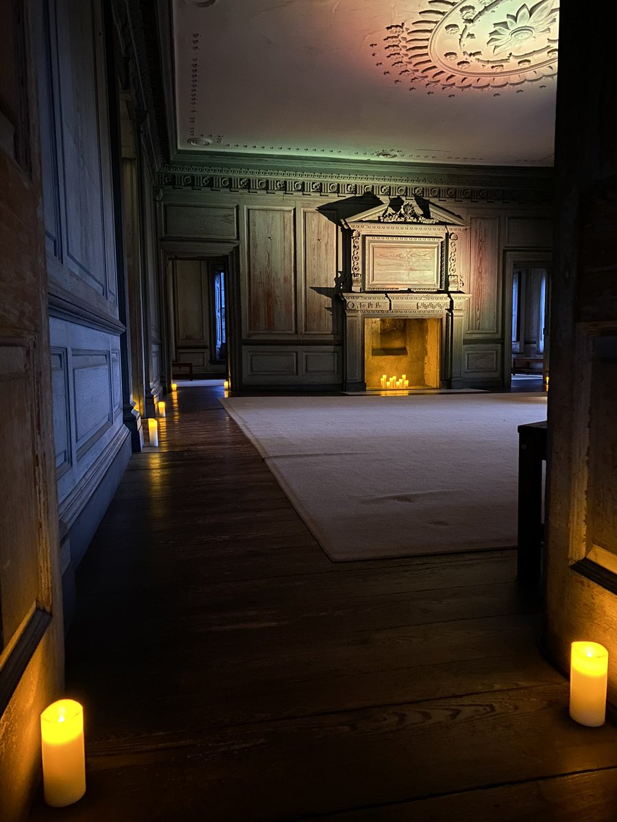 draytonhall's tweet photo. Candlelight Tours are this weekend! Do you have your tickets? Get them now https://t.co/P4toxnAzpU #chs https://t.co/mJkEvbzWQA