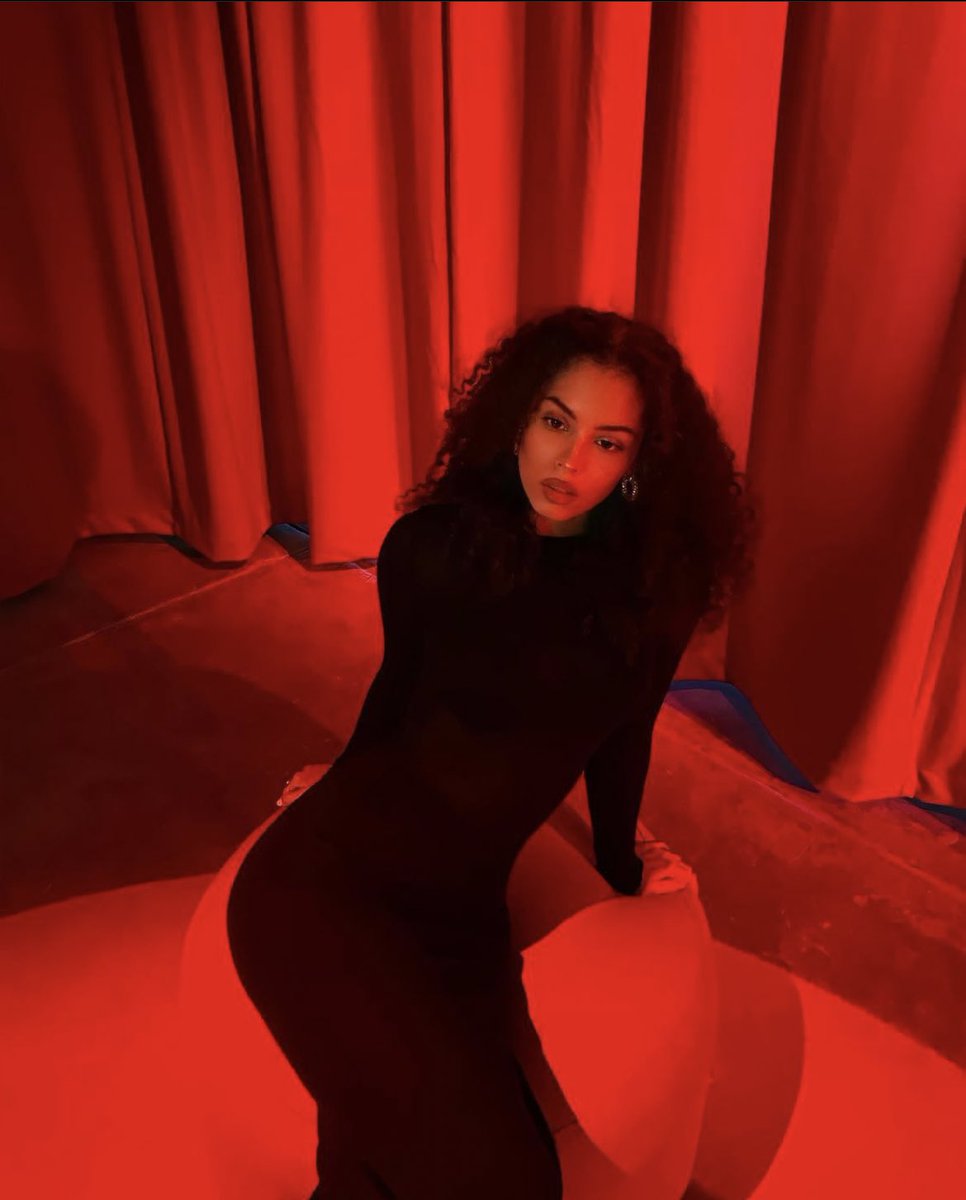 chiliswife's tweet photo. ⠀
⠀⠀— all night. 

⠀⠀⠀⠀⠀⠀⠀⠀𝘤𝘰𝘮𝘦 𝘳𝘶𝘯 𝘺𝘰𝘶𝘳 𝘩𝘢𝘯𝘥𝘴 𝘵𝘩𝘳𝘰𝘶𝘨𝘩 𝘮𝘺 𝘩𝘢𝘪𝘳
⠀⠀⠀⠀⠀⠀⠀⠀𝘰𝘩, 𝘣𝘢𝘣𝘺, 𝘥𝘰𝘯'𝘵 𝘺𝘰𝘶 𝘣𝘦 𝘴𝘤𝘢𝘳𝘦𝘥 https://t.co/p3Vsk5u5Db