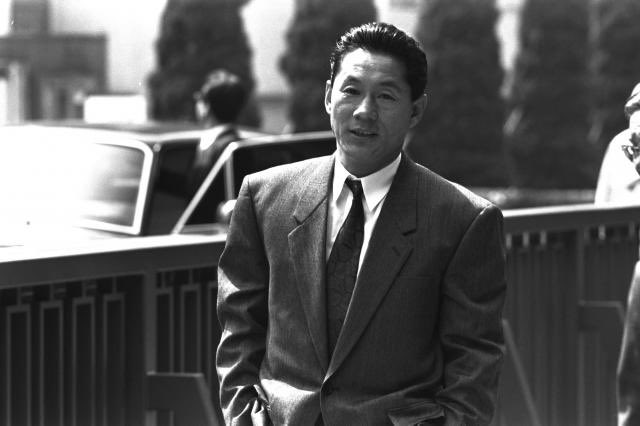 本日は12月9日。 【フライデー襲撃事件】 1986年12月9日、お笑い