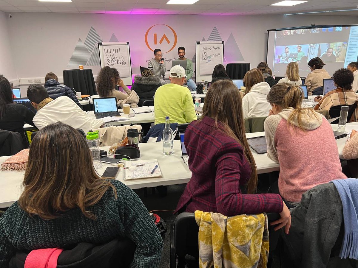 Day 1 of 5 #NFT Training in person and #streamed online with <a href="/JoshuaAndre22/">Joshua Andre</a> <a href="/Manh_NFT/">Manh_NFT</a>