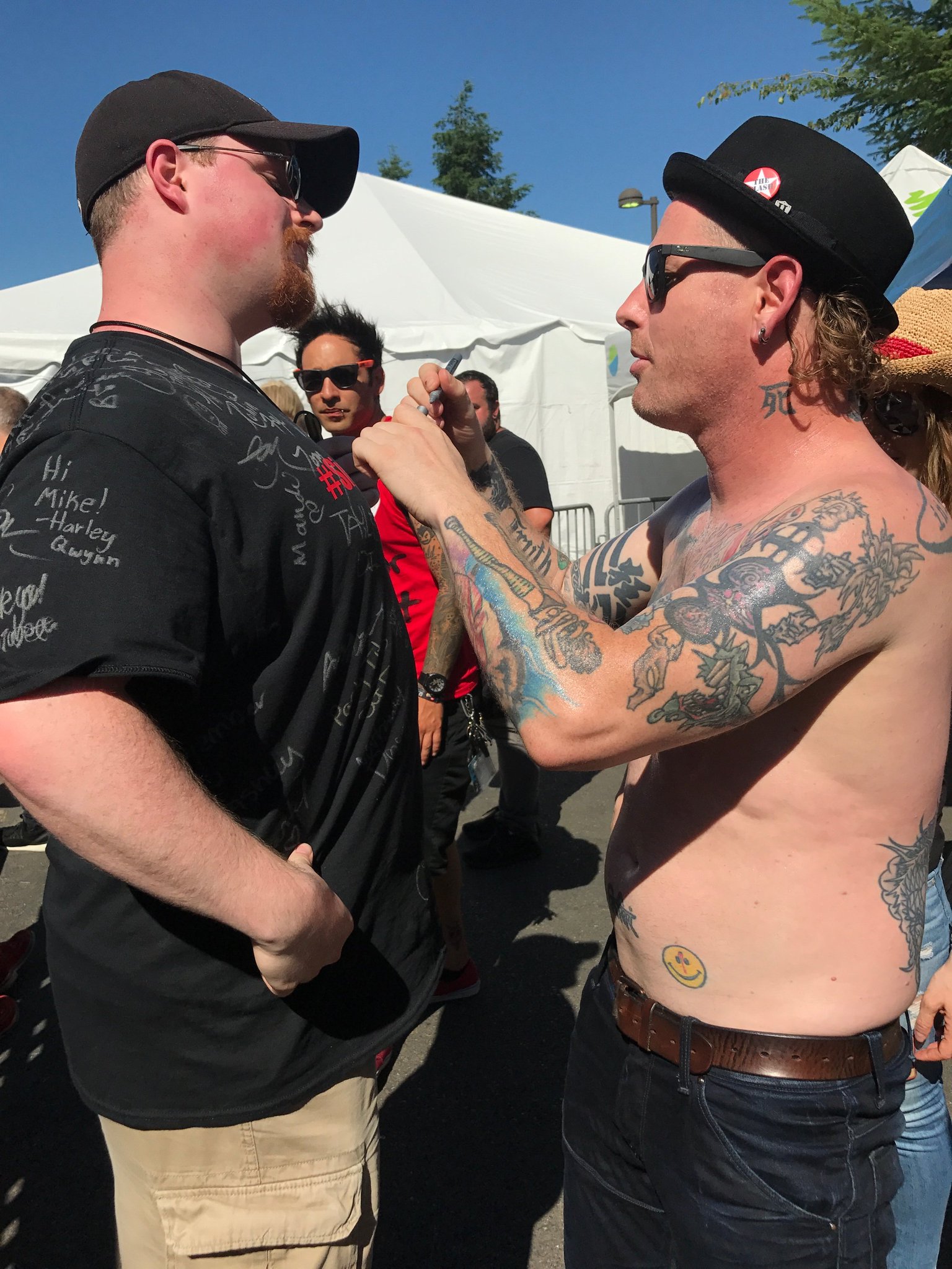 Happy Birthday to one of the coolest in the business, Slipknot\s Corey Taylor! - 
