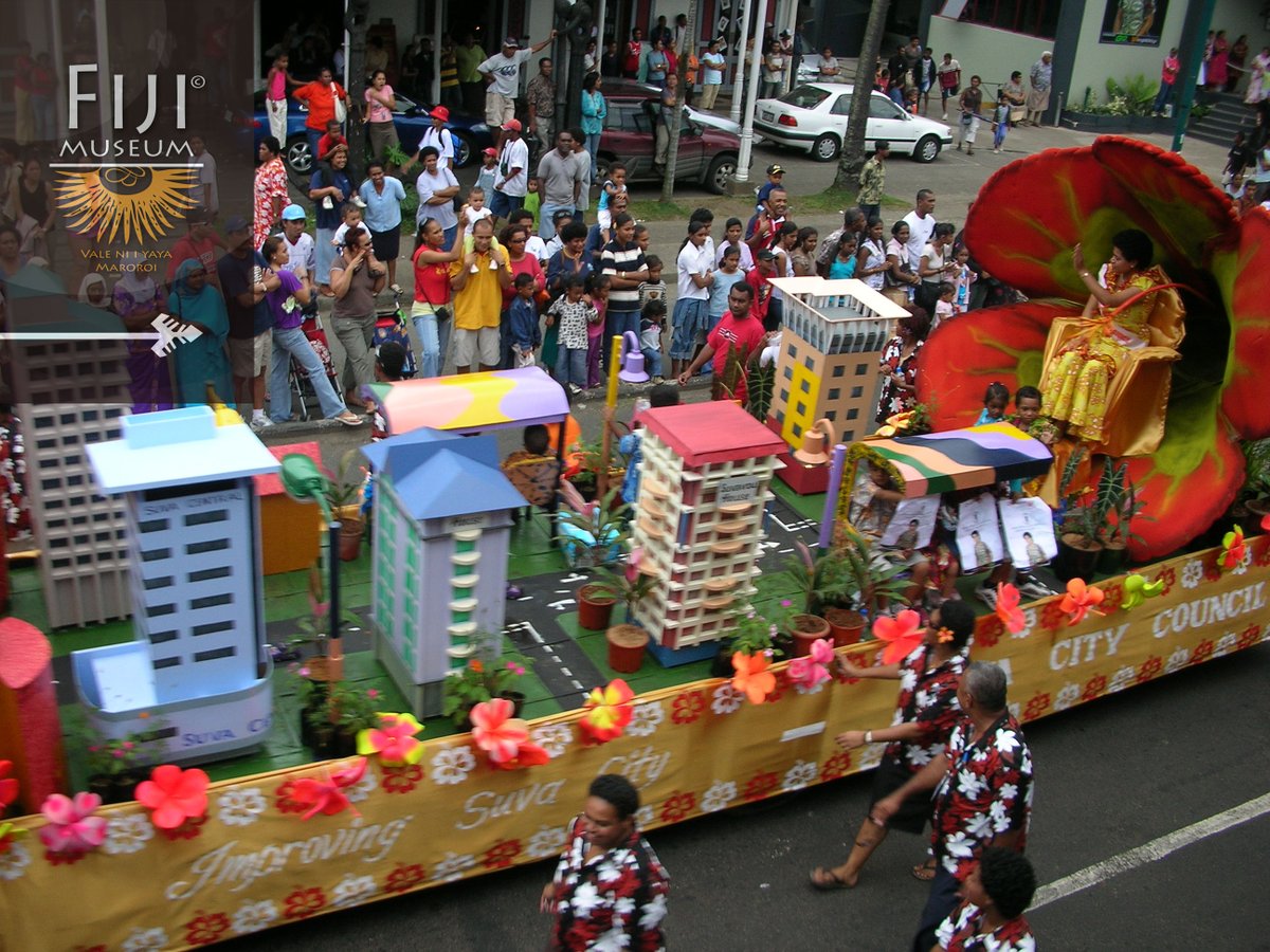 FijiMuseum's tweet photo. From our digital archives vault: Hibiscus 2007 Floats https://t.co/UlIkRc6qxW