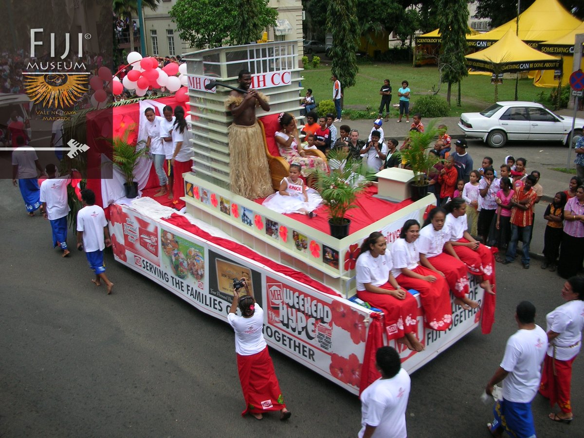 FijiMuseum's tweet photo. From our digital archives vault: Hibiscus 2007 Floats https://t.co/UlIkRc6qxW