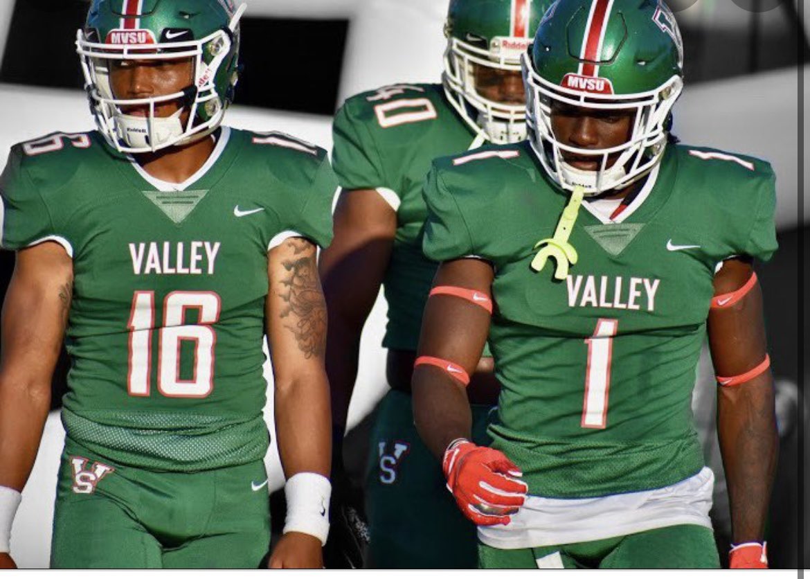 cav0219's tweet photo. Blessed to receive my first d1 offer from Mississippi Valley State University  @CoachNellyV @CoachKyser @myrondillard5 @CoachRRod70 @CoachTaufaasau @CoachDLuckey https://t.co/NGmQF0asYd