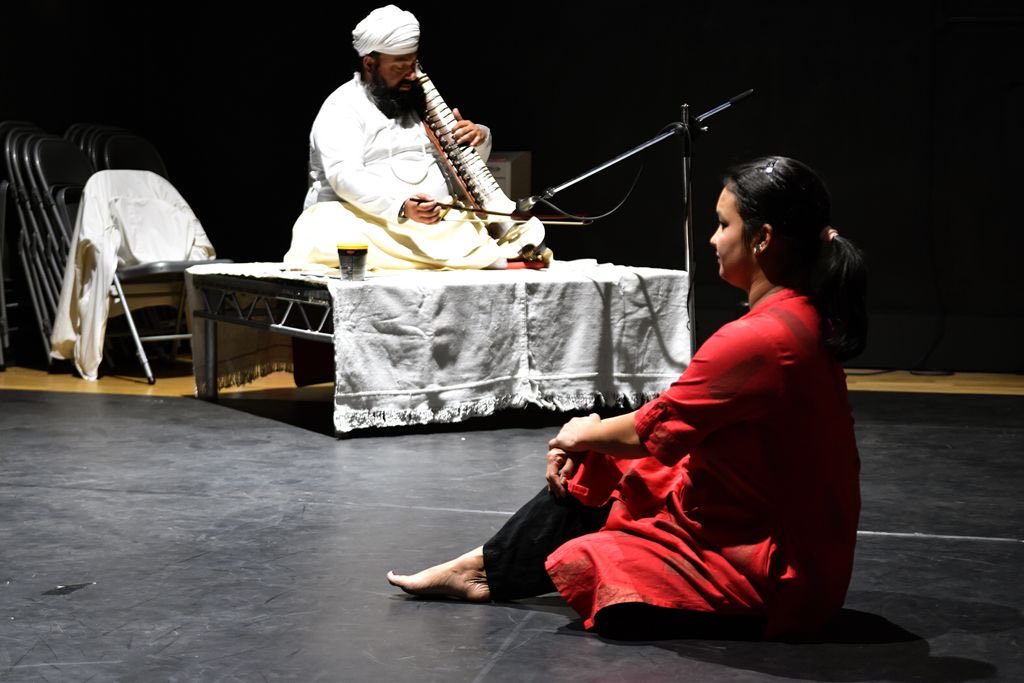 Keranjeet's tweet image. #GotCreative today with ⁦@Jyotimanral9⁩ ⁦@KP83Pali⁩ exploring narrative between emotional intelligence #Ei &amp;amp; artificial intelligence #Ai 🙏🏽 to funding frm ⁦@PRSFoundation⁩ ⁦@PPLUK⁩ ⁦@leedscitycoll⁩ #artsfund #newmusic #newdance ⁦@onedanceuk⁩