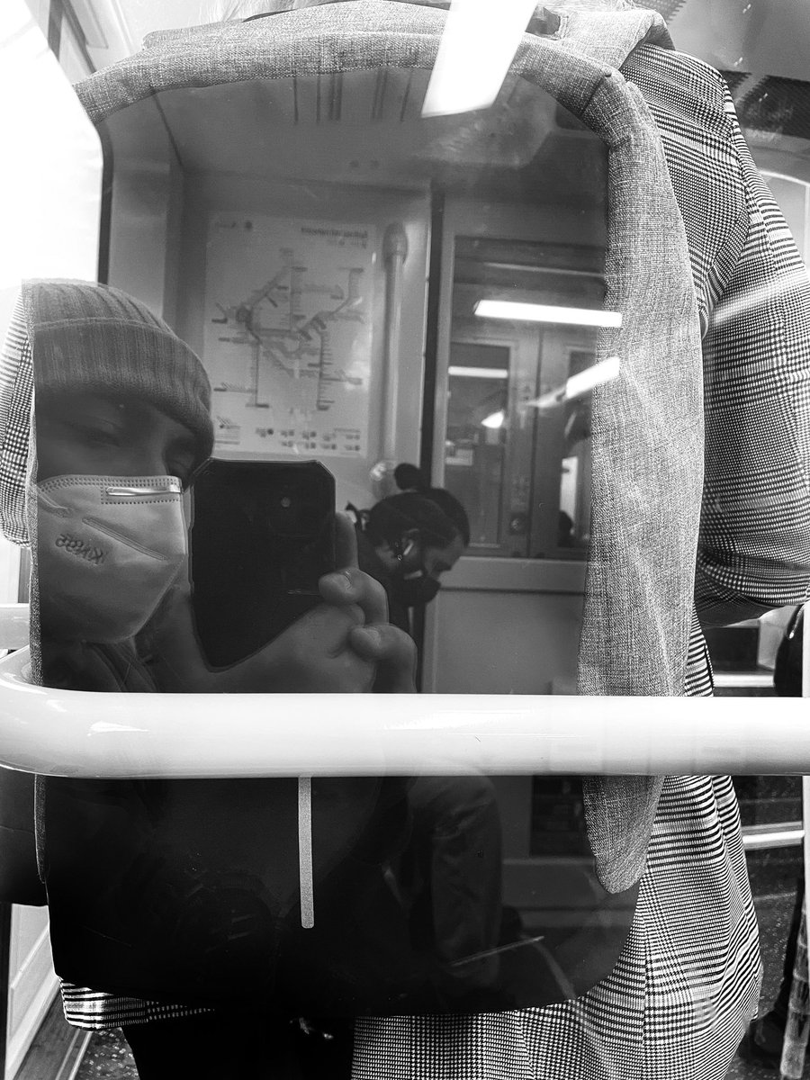 adityapanchal19's tweet photo. My Travel story 2.
#shotoniphone #Apple #steetphotography #blackandwhitephotography #Sydney #nswtransport https://t.co/TF5h0dZmMS