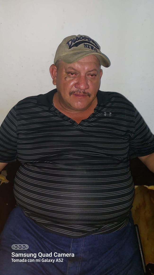 PNCSV's tweet photo. Detuvimos a Rigoberto Salazar Guzmán, por el delito de conducción peligrosa. Fue sorprendido en Sonsonate, cuando conducía con 230 grados de alcohol. https://t.co/nfoGPEIU6e