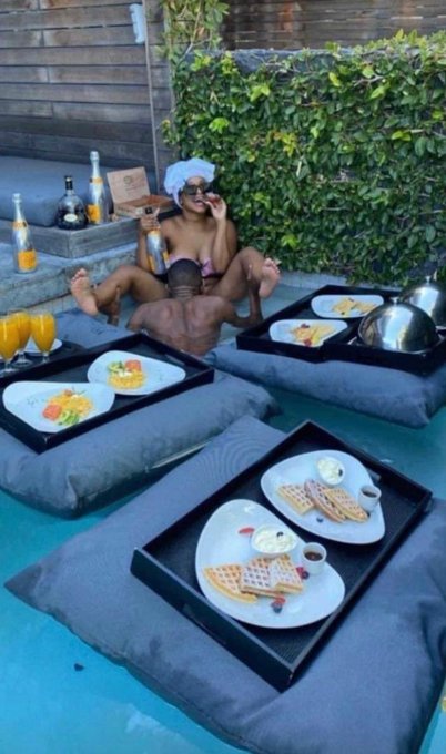 I need a Girlfriend before my birthday https://t.co/ORLV4Xgkv6<a href="/tag/newprofilepic"class="tags"><span>#newprofilepic</span></a>