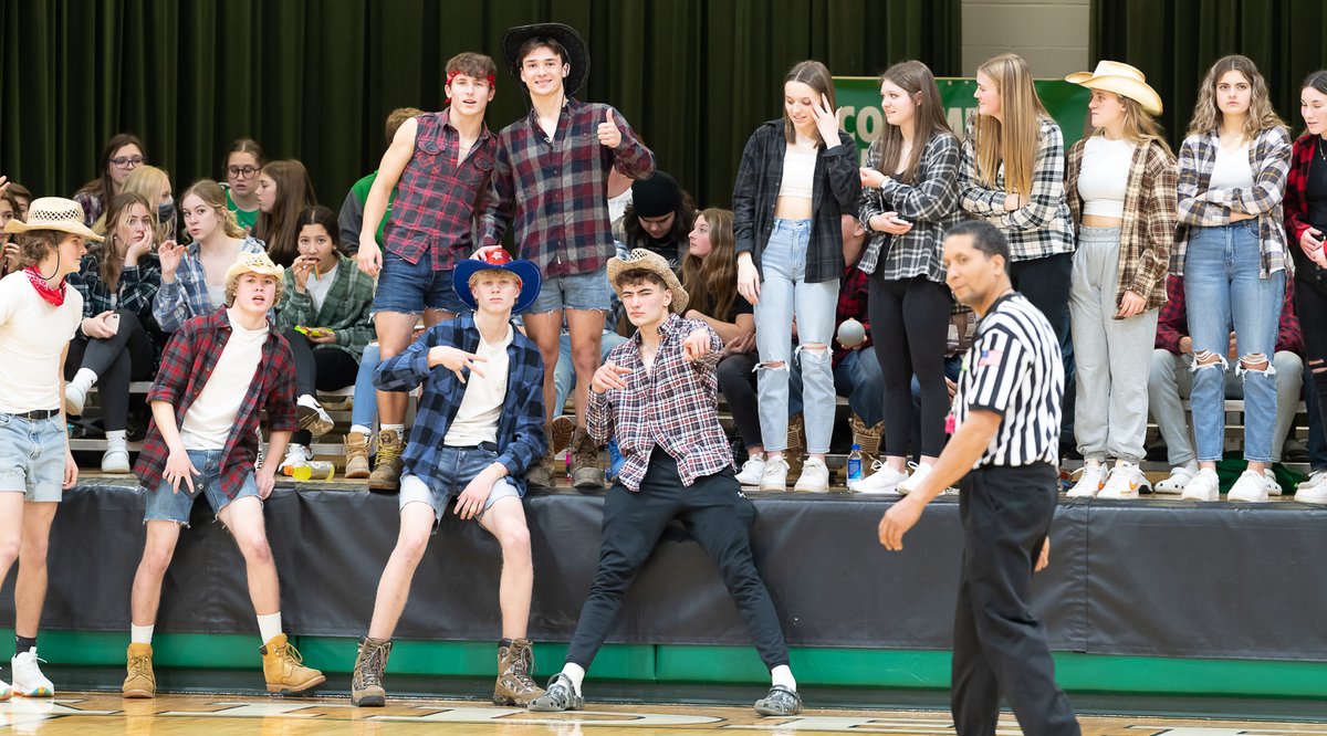 russellgifford's tweet photo. The @CHSRaiders student section out supporting @CHSRaidersWBB tonight. @VincentBerardi4 @meredithcherv https://t.co/twxDDKJDh5