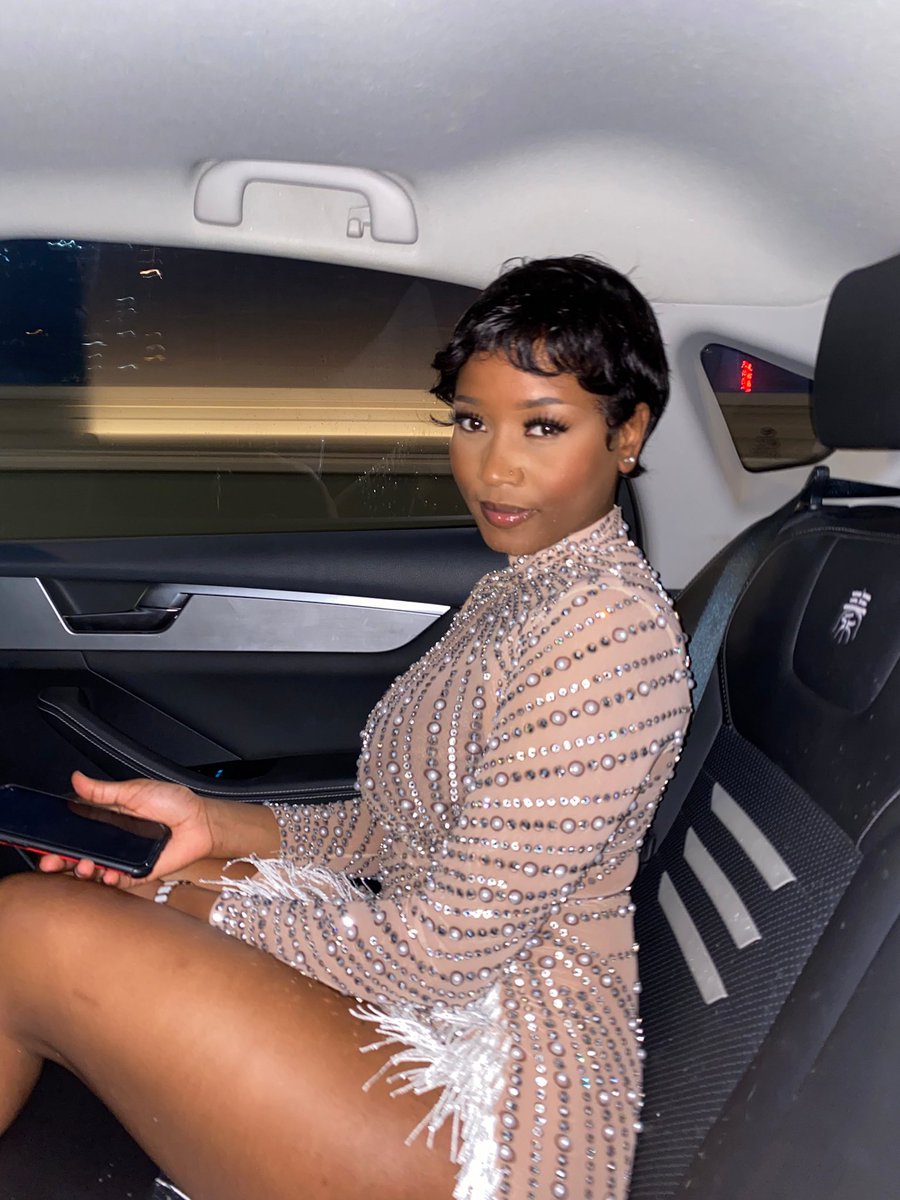 tiiiined's tweet image. on the ride home