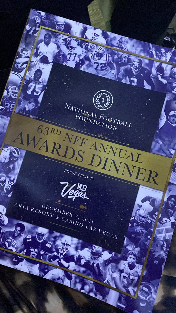 Dprincespiller's tweet photo. Congrats again Baby Bro! #collegefootballhalloffame https://t.co/DvM91XDwUH