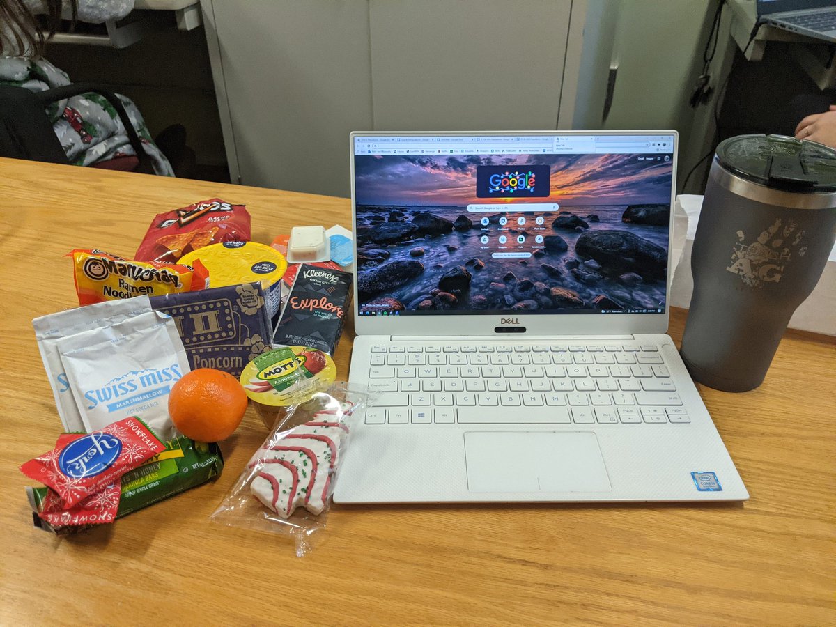 Some goodies from #PSEAS 
Always proud to be an alumni. Now here's to prepping for final presentation ☺️