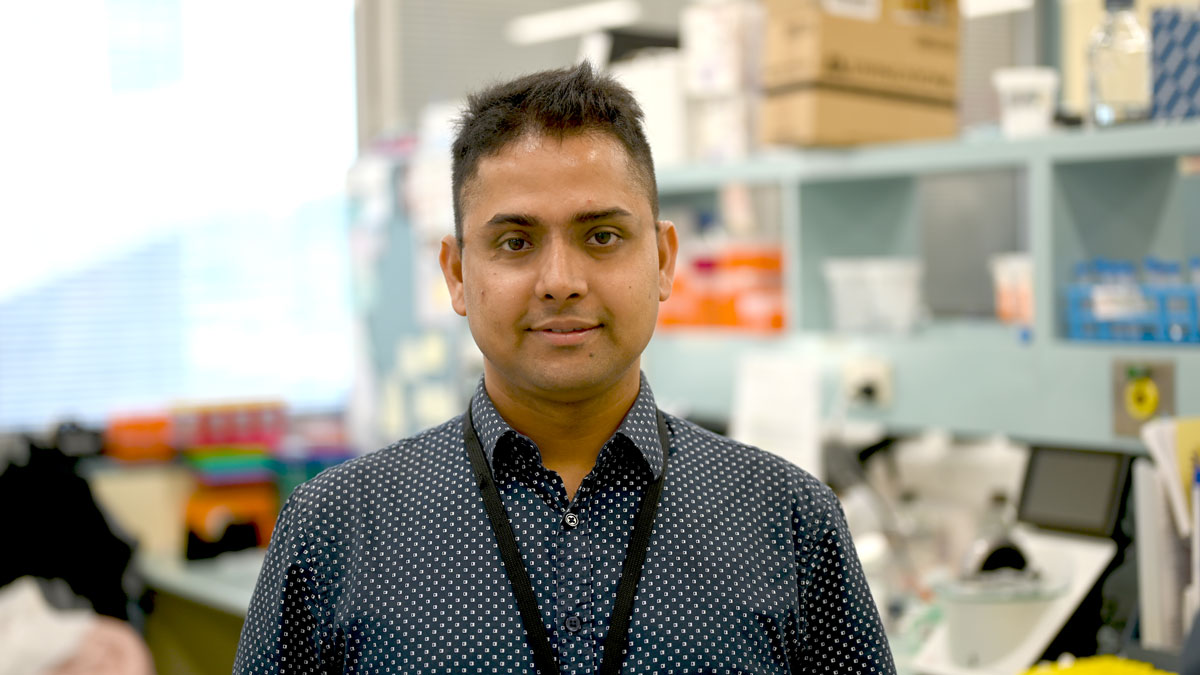 CentenaryInst's tweet photo. For @DrKeshavRajPau1, a close family experience with #cancer inspired a career in science. Working with @HansbroResearch he's busy working a #MicroRNA use for an early diagnostic marker in #lungcancer & the impact #BushfireSmoke exposure project.
More ๐ https://t.co/bIu0o7lE6a https://t.co/9JiRX4du99