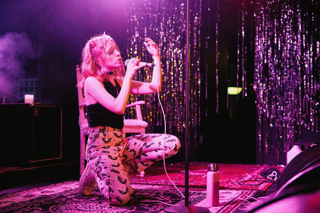 witching_hour__'s tweet photo. the EP launch was 1 week ago today!! it feels like it was yesterday and also like it was 100 years ago - i think it was the kind of magical, surreal night that existed in its own lil time vacuum ✨🦇💕 

📸: michelle pitiris https://t.co/LRf93SANET