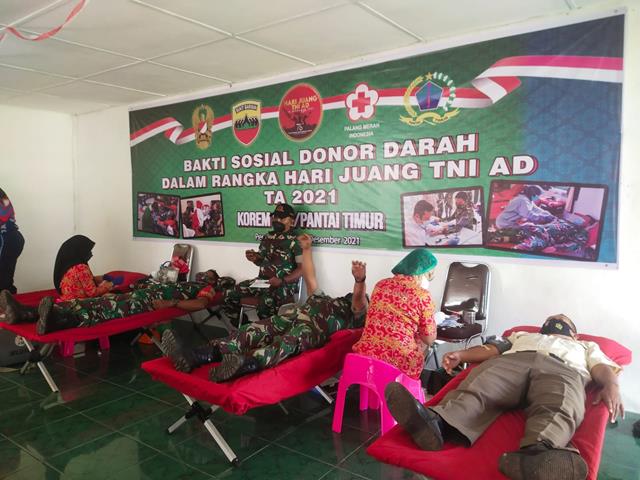 Korem022's tweet photo. Korem 022/PT Dan Kodim 0207/Simalungun Gelar Bakti Sosial Donor Darah Dalam Rangka Hari Juang TNI AD.
https://t.co/Fxi9LB0km9 https://t.co/aT9BfIMgRQ